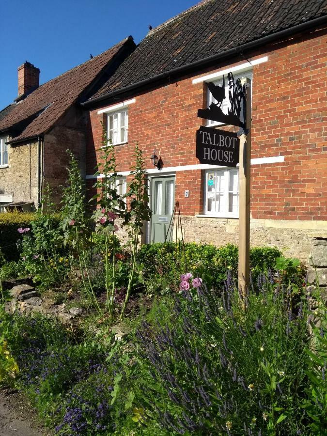 Talbot House Lacock Bagian luar foto